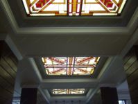 В магазинах и офисах